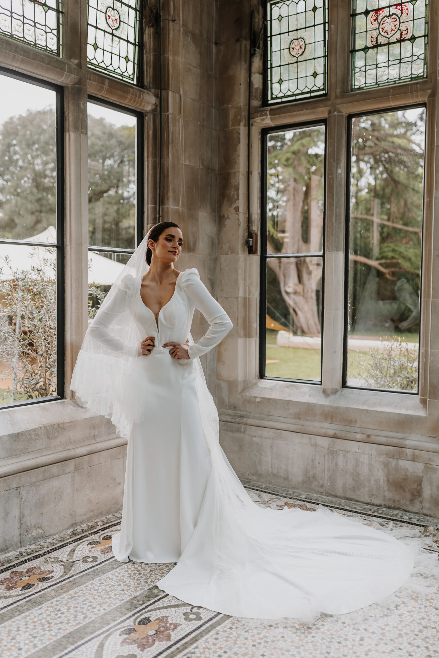 4 Bridal Gowns for Christmas Wedding Inspo