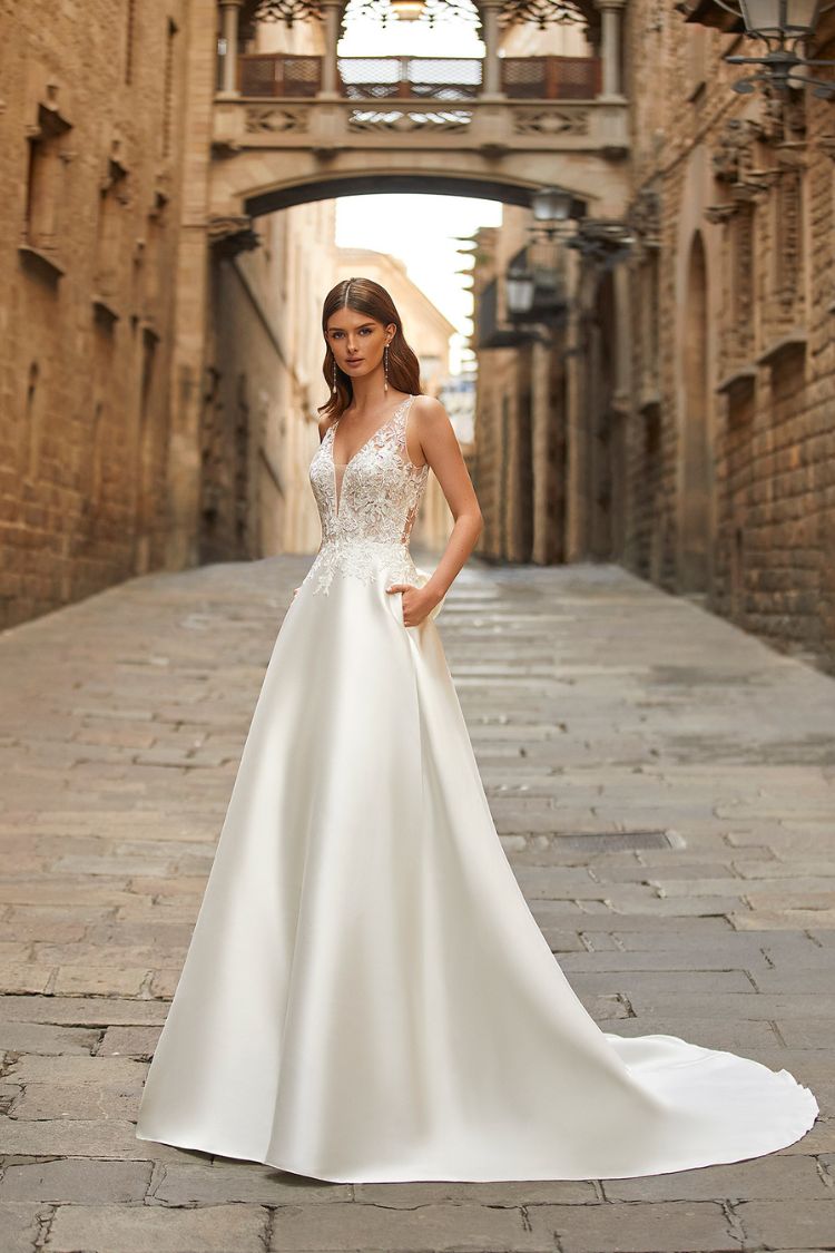 Topacio Wedding Dress - Luna Novias